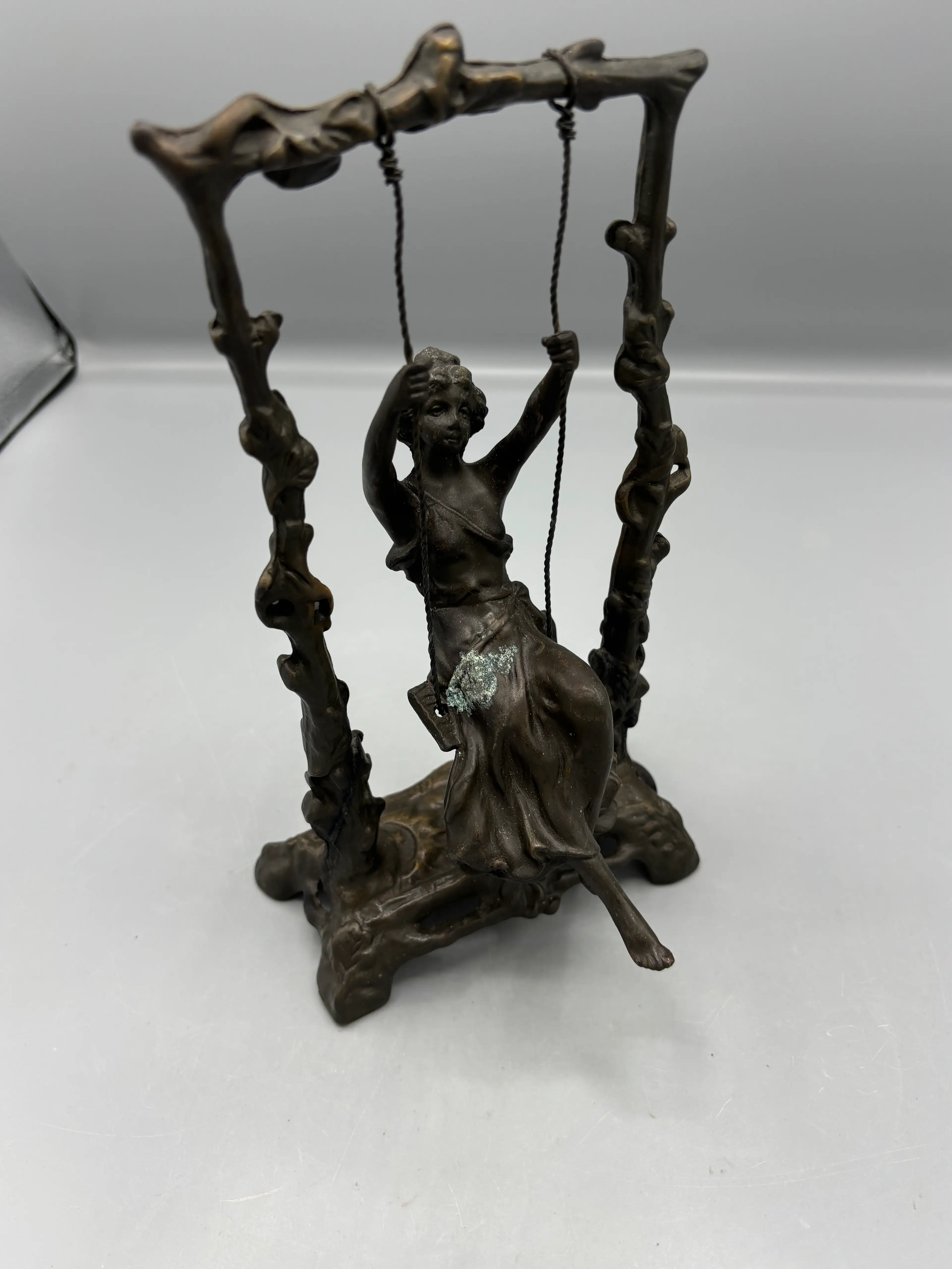 Image 1 of 7