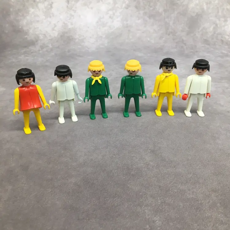 6 Playmobil Geobra 1974 Figures Vintage- See pictures & Read Description