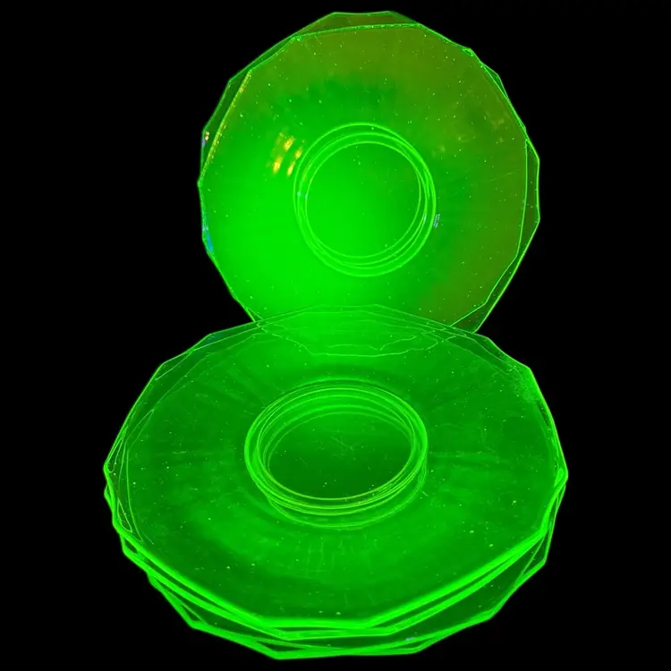 Set 6 Uranium Glass Plates 9”