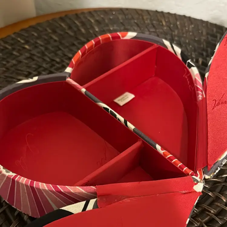 Vera Bradley Heart Jewelry Case