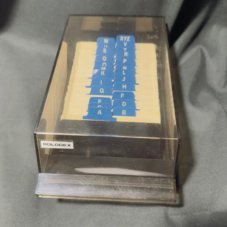 #1912 Vintage Rolodex, Model VIP241C Filled with Blank Rolodex cards and  Tabs