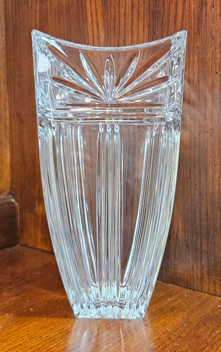 Heavy Crystal Marquis by Waterford Odyssey Pattern Flower Vase 8"