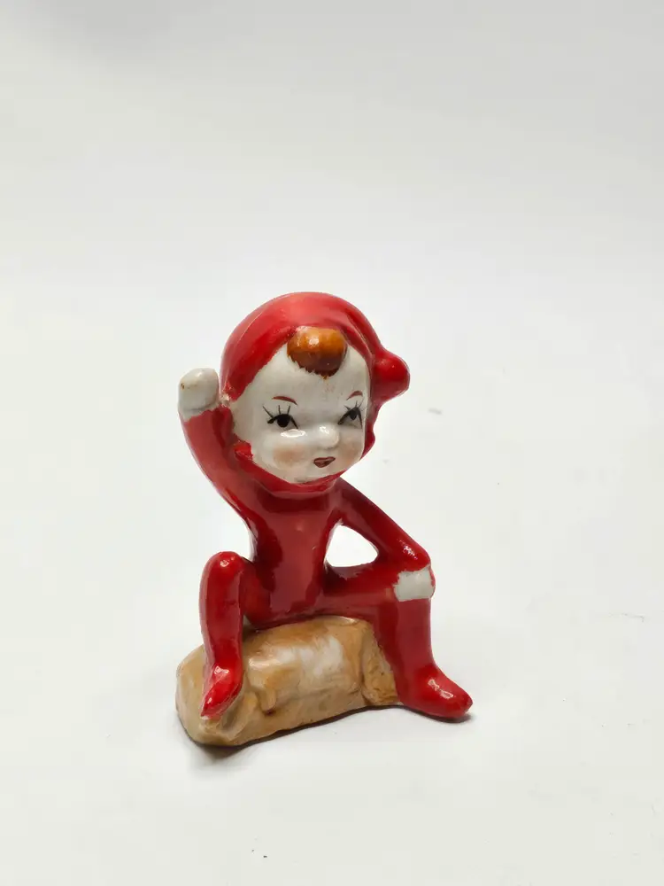 Vintage 1950’s Christmas ELF Pixie Fairy FIGURINE ON A TREE LOG - Made in Japan