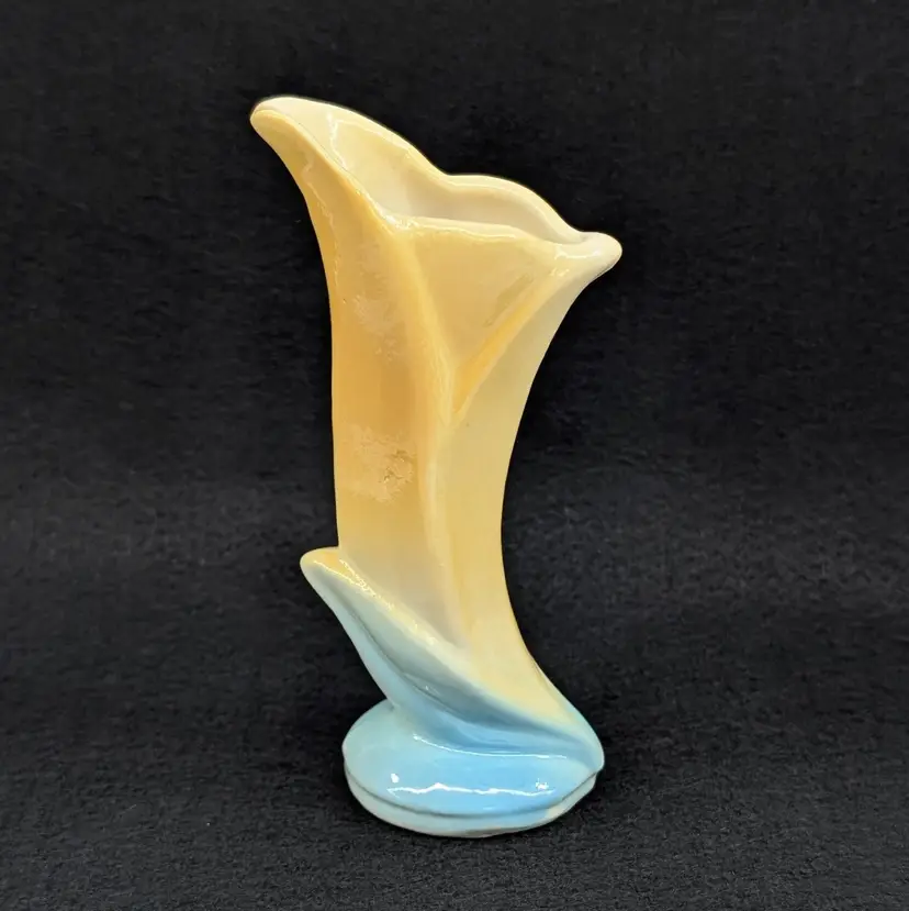 Vintage Shawnee Lily Bud Vase Yellow and Blue Ceramic Small 5" Tall #1125 USA