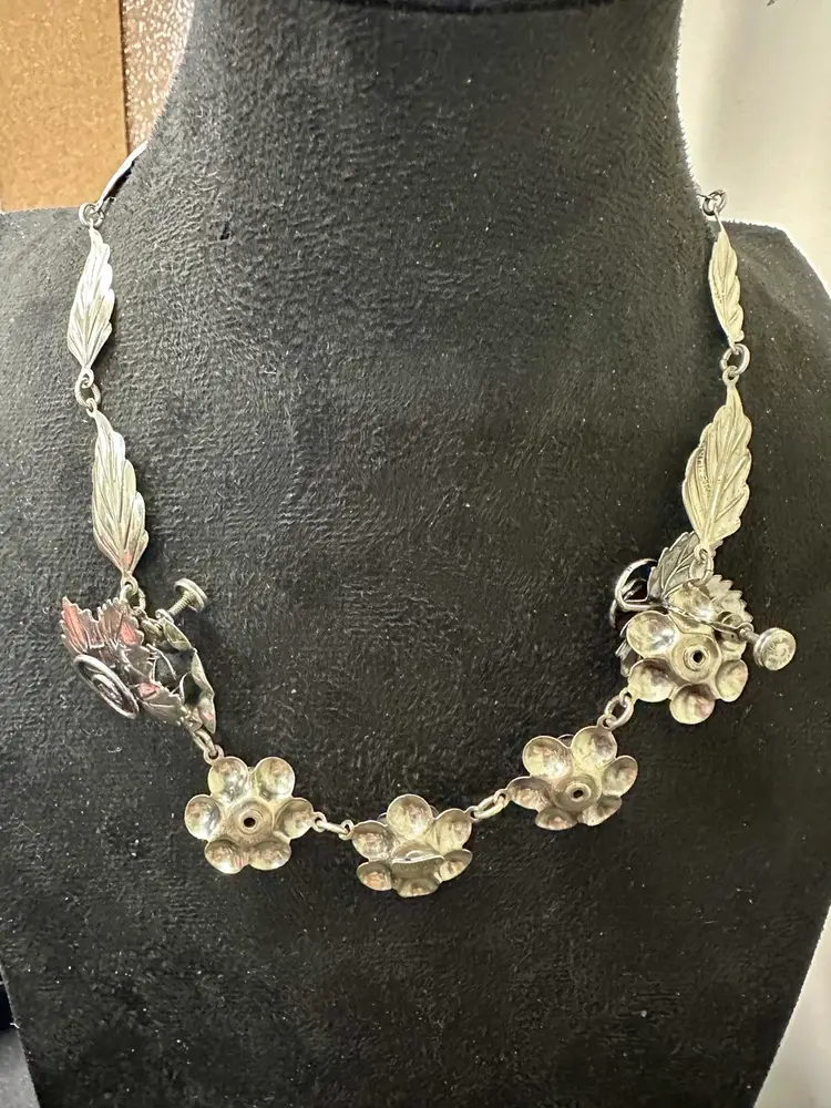 Sterling Silver Vintage Rose Necklace & Earrings Set 15 Inches