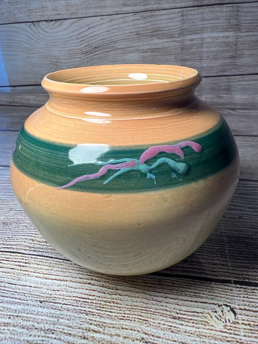 Native America Pottery Round Vase Tan Green Stripe Signed 5x4.5β