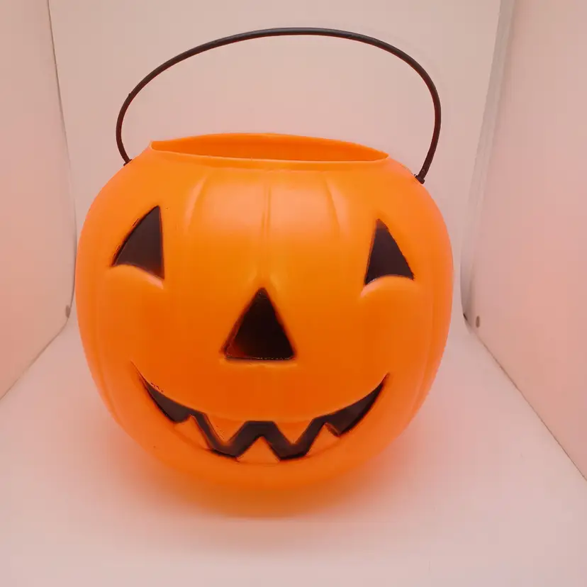 Vtg Norfolk VA Halloween Pumpkin Blow Mold Pail Bucket Trick R Treat Made In USA