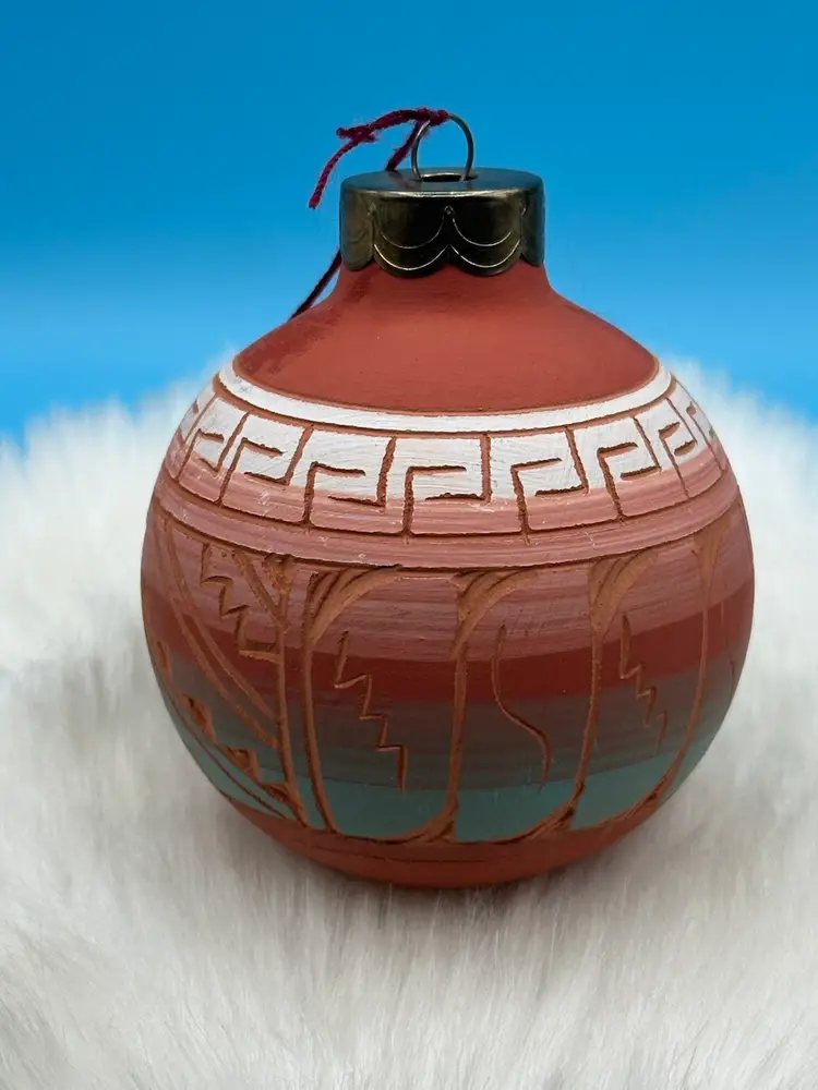 Native American Navajo Painted Hand Etched  Ornament Pottery Signed