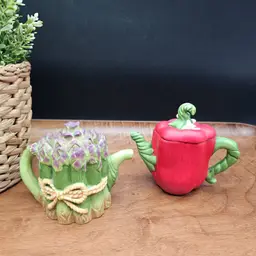 1996 Avon Seasons Harvest Red Pepper & Asparagus Decorative Mini Teapot Jars