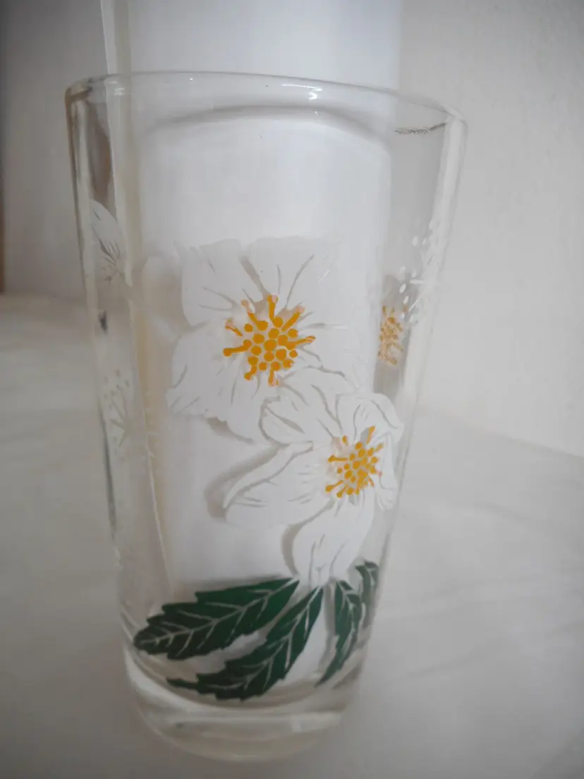 MCM Peanut Butter Drinking Juice Glass Tumbler Christmas rose Estate find 5" #4
