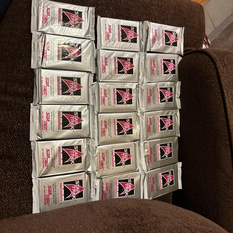 Star Trek 1991 25th Anniversary Trading Cards 18 Packs Sealed Collectible