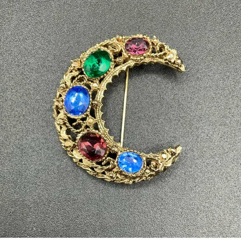 Vintage Filigree Vintage Crescent Moon Brooch