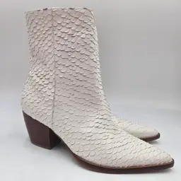 Clothing - Womens Shoes