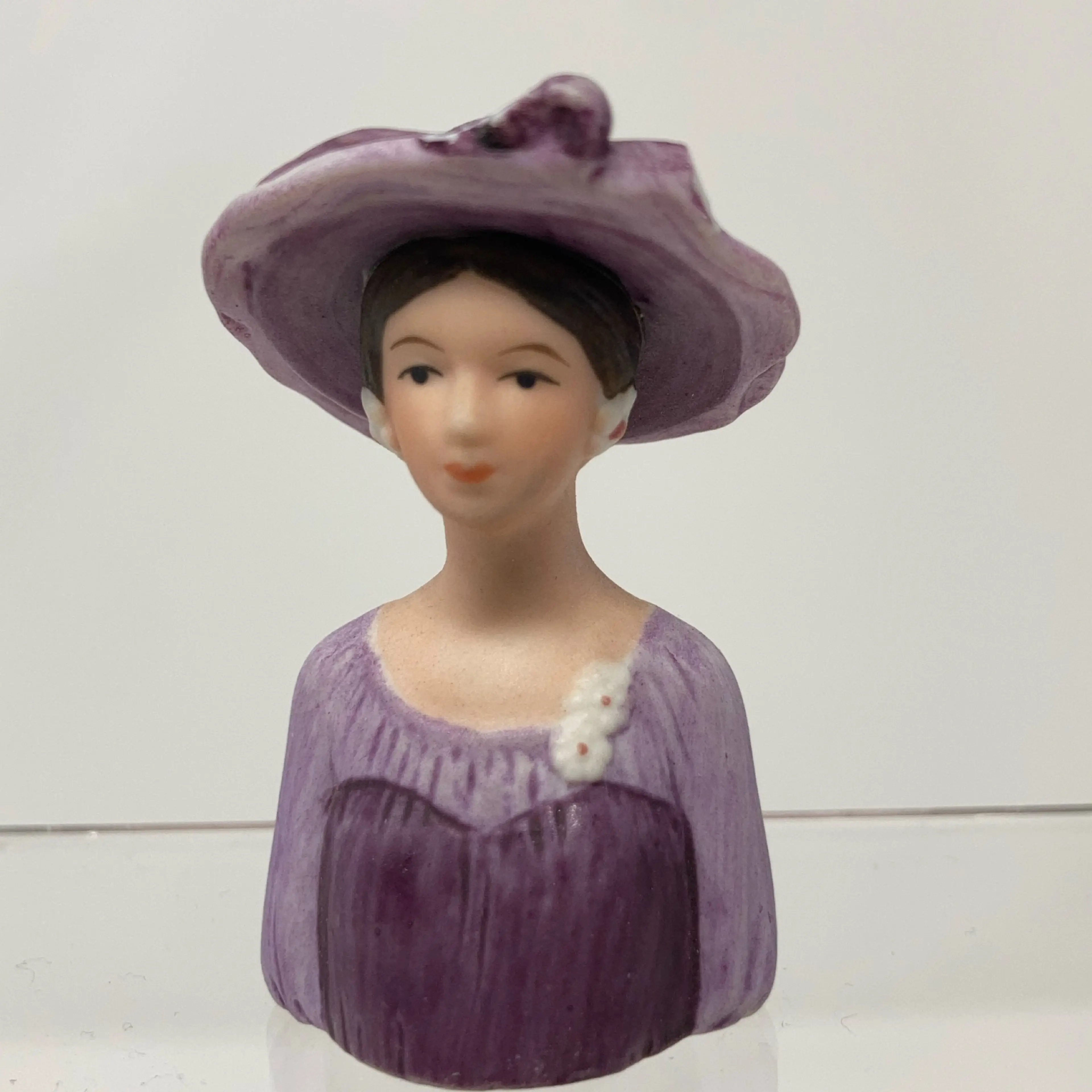 Image 2 of 10