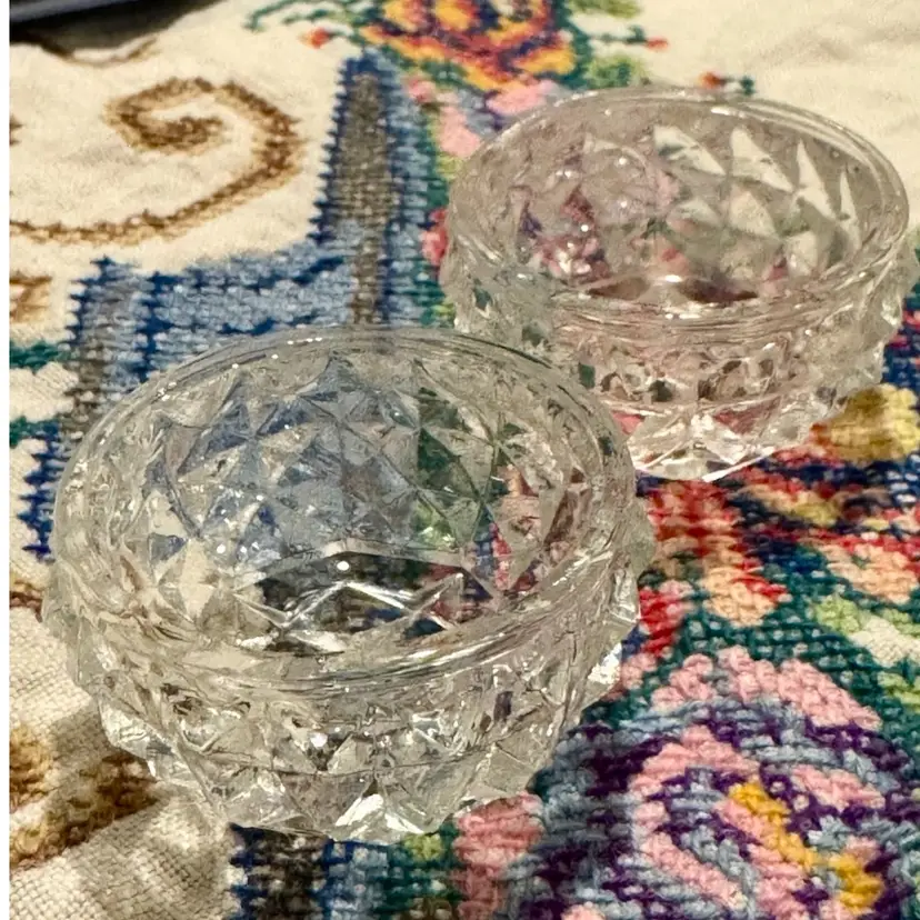 Vintage Tiny Diamond Point Round Clear Glass Open Salt Cellar - 1 1/2"