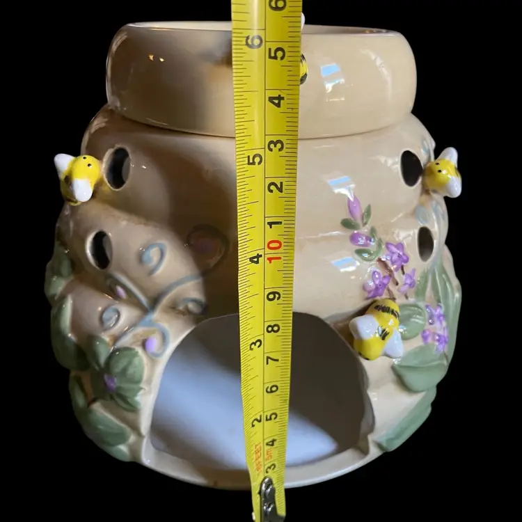 Party Lite Honey Comb Bee Hive Strawberry Oil Tart Warmer Tealight Dimensional 3D Ceramic