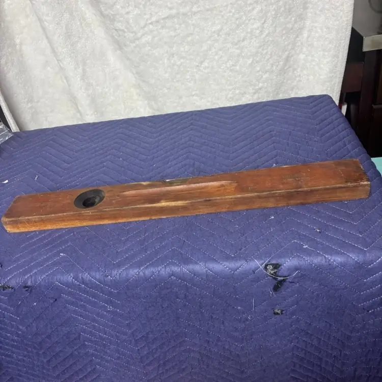 Reduced For Black Friday Weekend from $25 to $20. REDUCED From $30 to $25 for Christmas!!
24” Stanley Sweet Heart Level nice condition