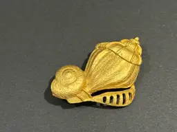 Gold Tone Seashells Brooch