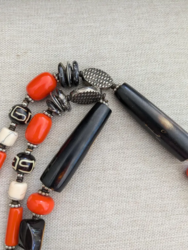 Vintage African Tribal Style Necklace in Horn, Wood, Ceramic And Silver Tone Beads