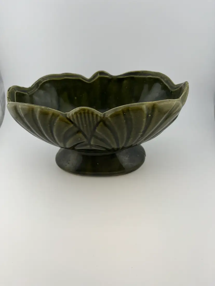 Vintage USA pottery green lotus flower, pedestal planter, textured.