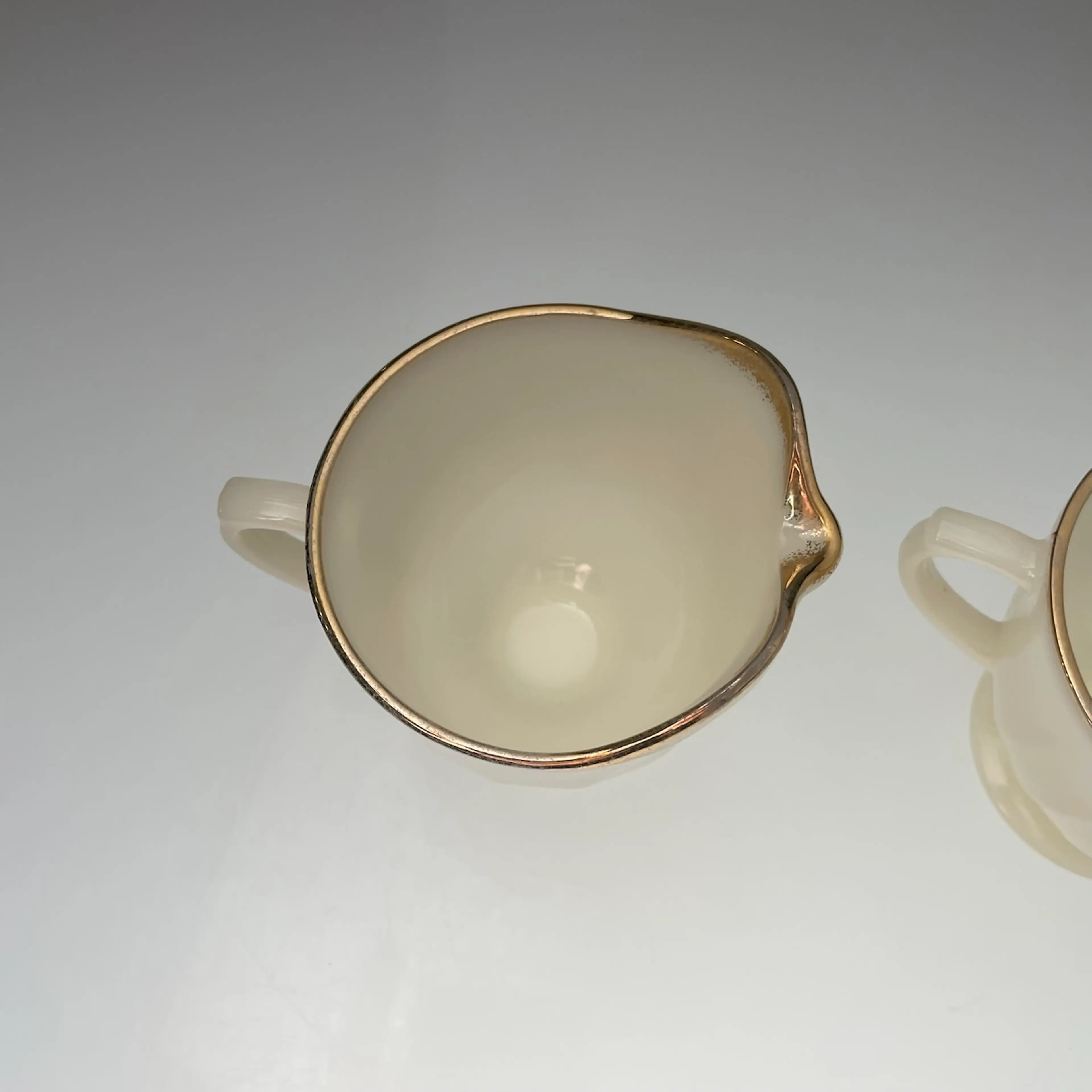 Image 4 of 20