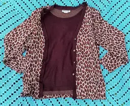 Gorgeous Vintage Cathy Daniels Brand Cardigan Mock Layered Cheetah Animal Print