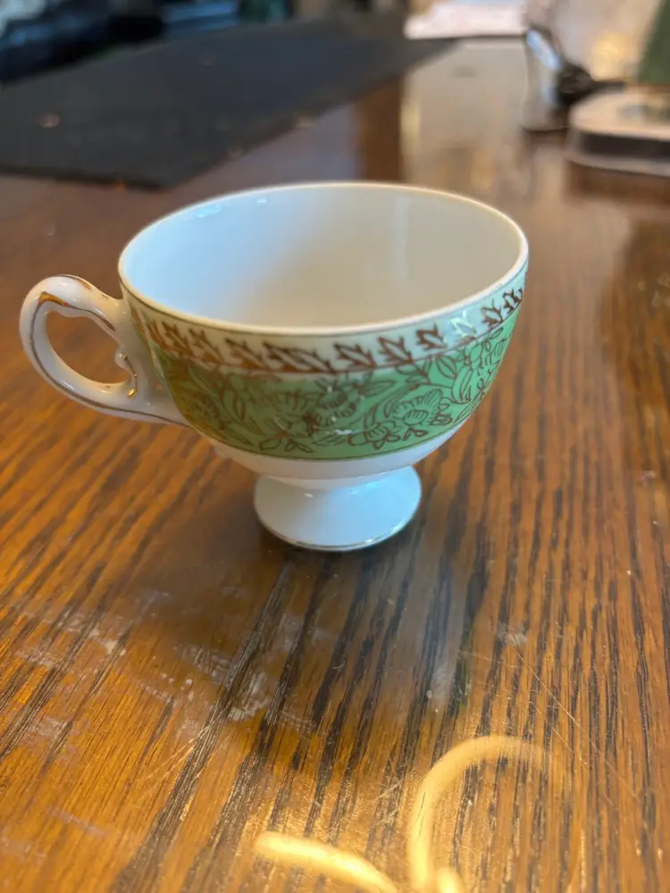 VINTAGE TRIMONT CHINA TEA CUP