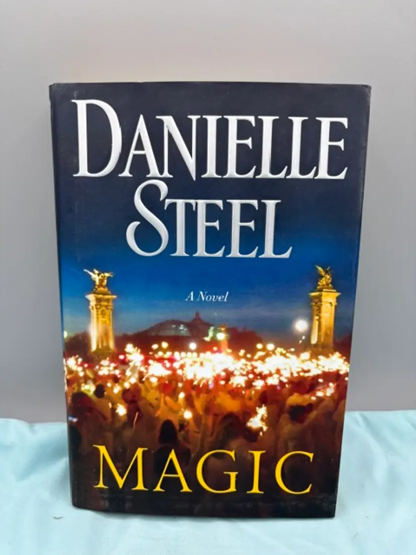 Magic By Danielle Steel 2016 First Edition Hardcover