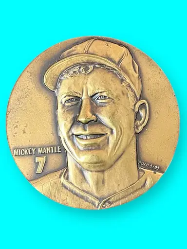 Quick Giveaway Before Selling Mickey Mantle Memorabilia W Dan In Demand