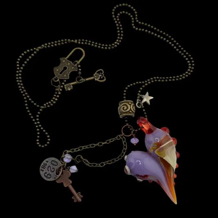 Art Glass Heart And Unique Toggle Clasps 12" Chain