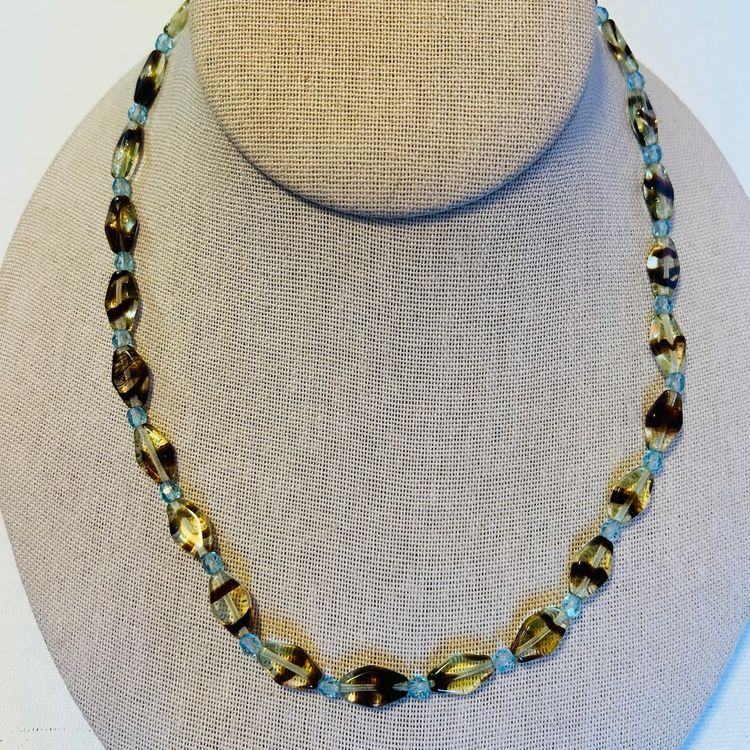Vintage Glass Bead 18” Necklace Fold Over Clasp
