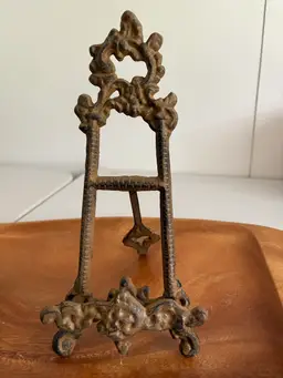 Ornate Brown Cast Iron 11” Easel Plate/Picture Holder/Stand