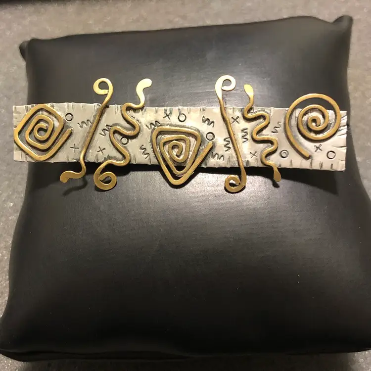 Artisan Crafted Signed Miller Wacky Lines Bar Brooch