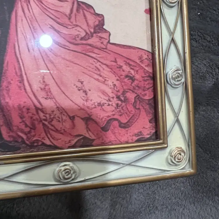 030 Upcycled Vintage Romantic Valentines Picture 5x7