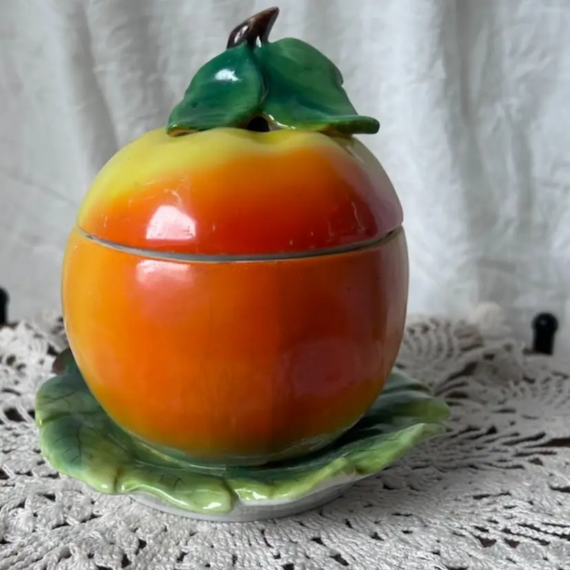 ANTIQUE CERAMIC GOEBEL APPLE JAM JAR W/DRIP TRAY FROM 1923