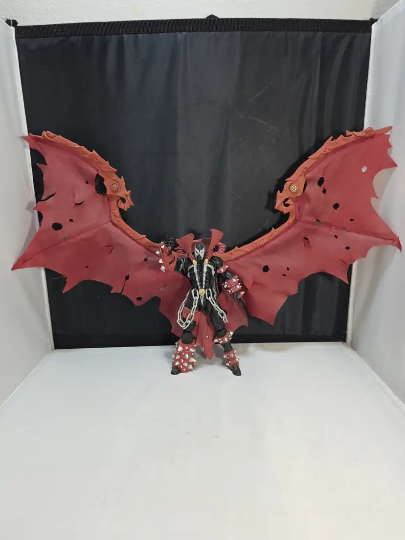 1997 McFarlane Comando SPAWN  Red Magna Warrior Figure W/Red Wings
