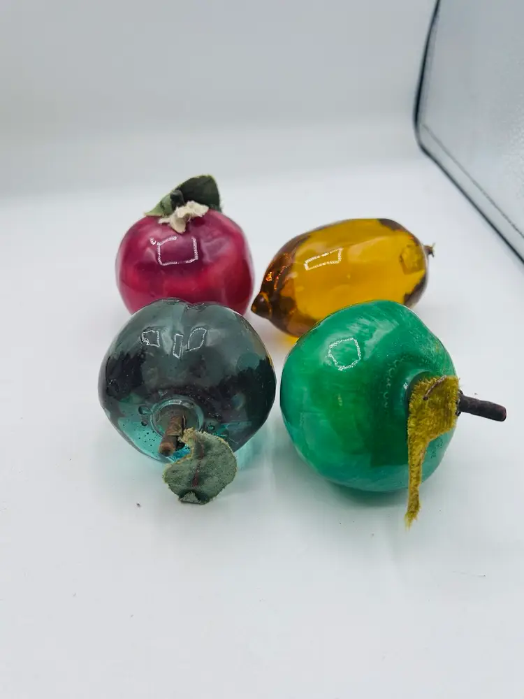 Set up for loose site fruit