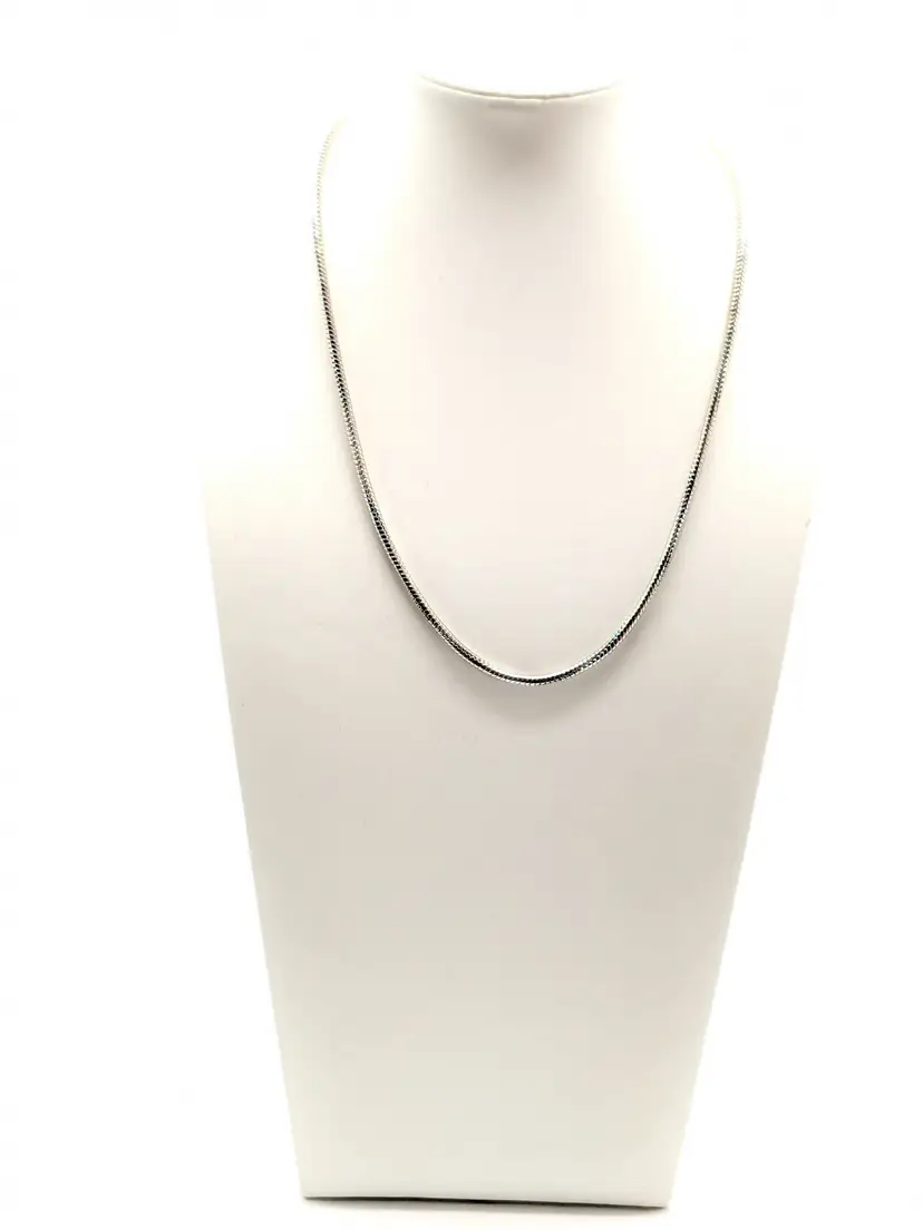 Silver Tone Tur Agamo Snake Chain Necklace