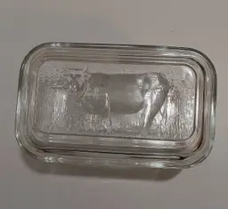 VTG Butter/Fridge Dish w/Embossed Farm Scene