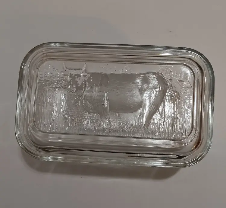 VTG Butter/Fridge Dish w/Embossed Farm Scene