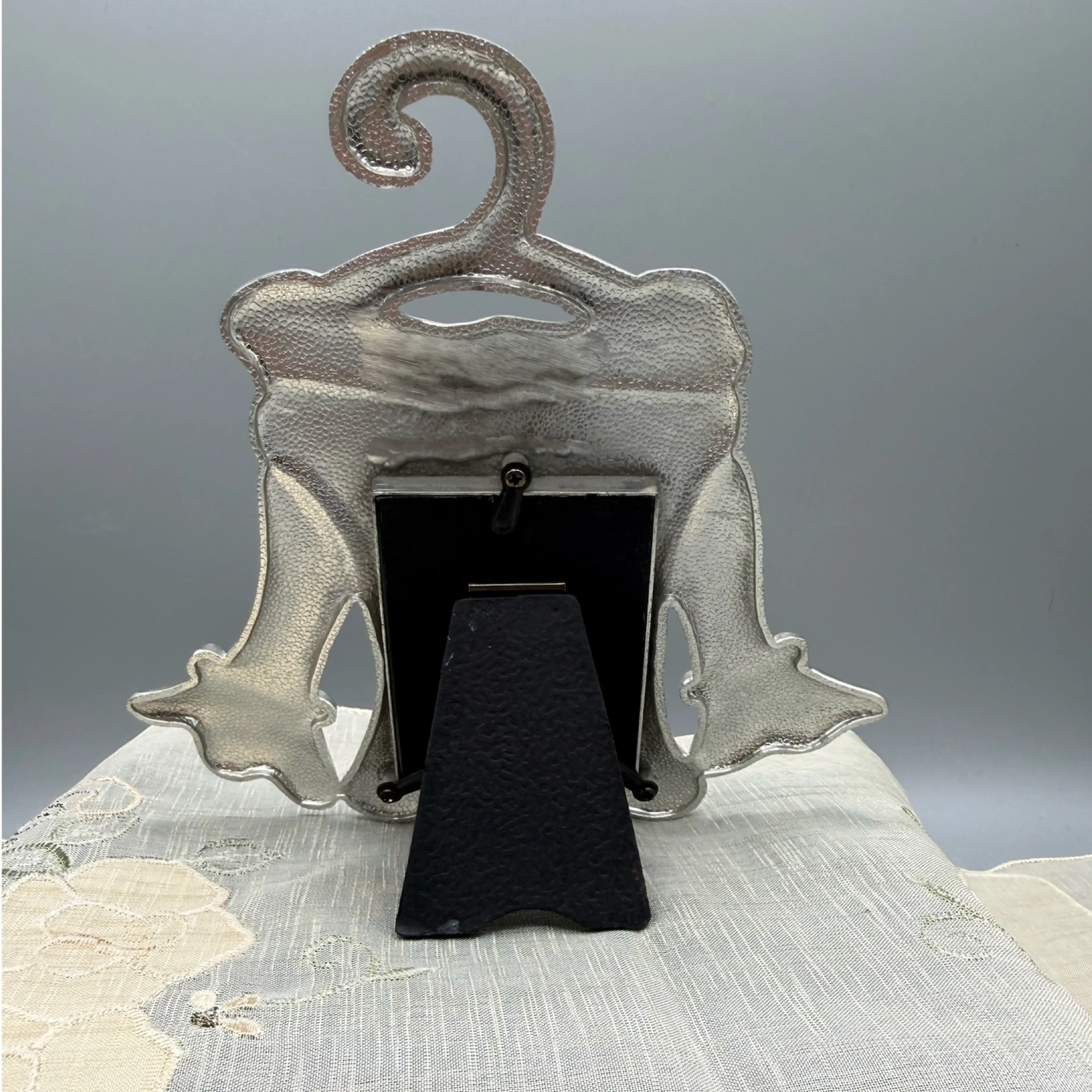 Image 4 of 4