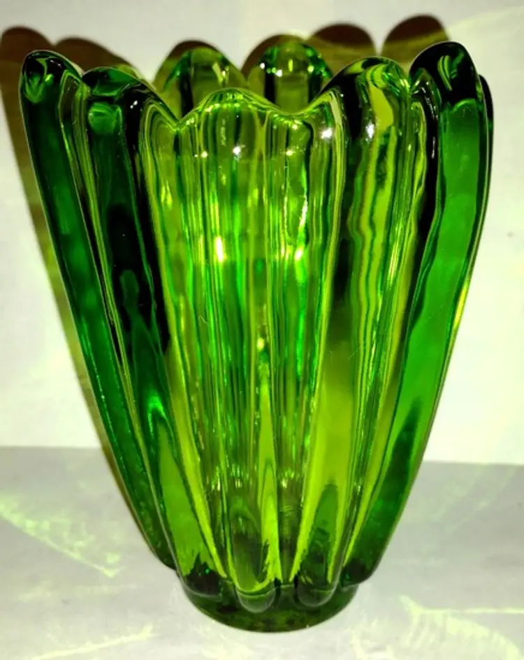 Lotus Viking Green Glass Vase Ribbed 6 3/8" Tall Vintage Mid Century MCM