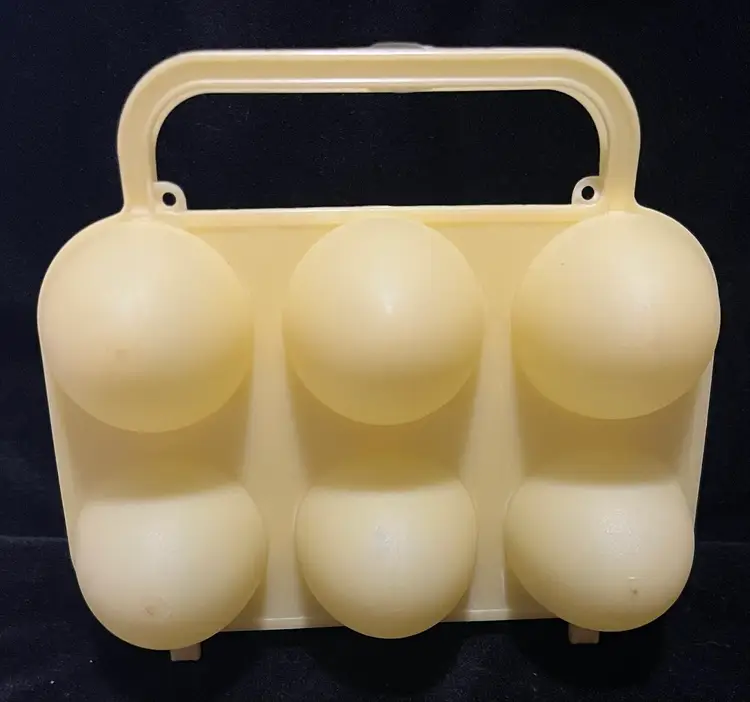 Jell-O Jello Jigglers Easter Egg Gelatin Shooter Mold Yellow 6 Count SINGLE