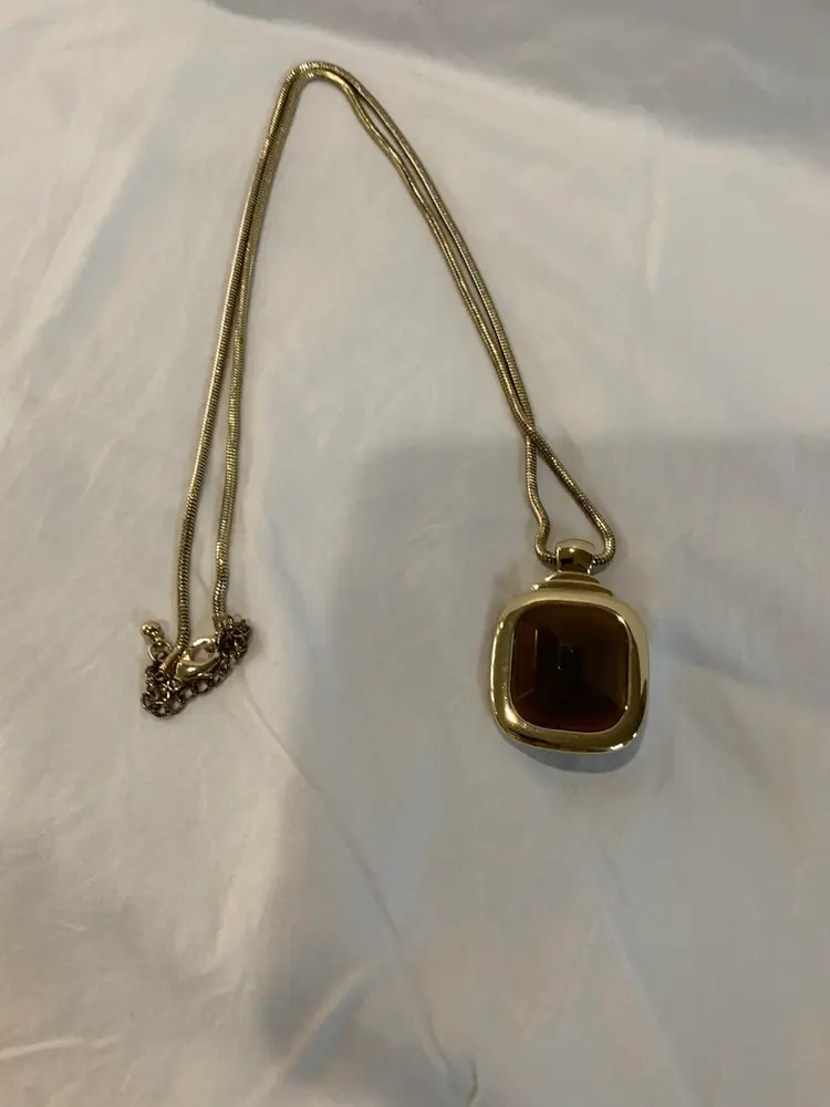 Chico’s Pendant Necklace-Reversible-Gold-Brown-Marbled