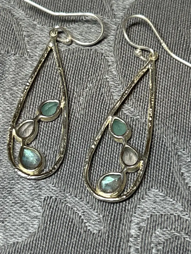 Vintage 925 Sterling Silver Teardrop Dangle Earrings with Labradorite, Moonstone & Green Chalcedony – Hammered Open Frame – 2”, 5g