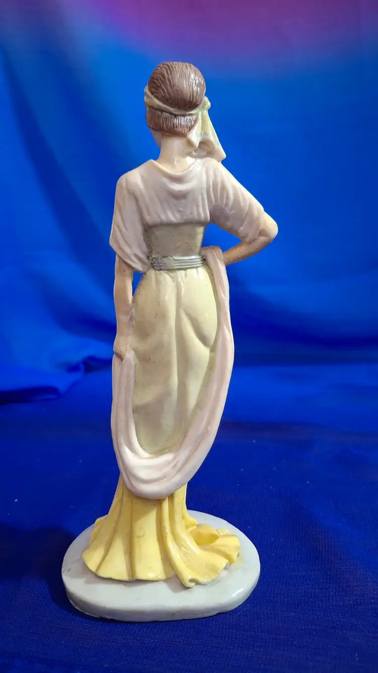 Vintage Art Deco Style Lady Figurine | 1920s Inspired Statue | Hollywood Regency Decor