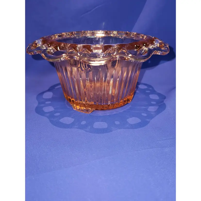 Anchor Hocking Ribbed Side Open Lace Edge Bowl