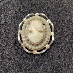Vintage Carved Shell Cameo Brooch 1” Faux Pearls Gold Tone