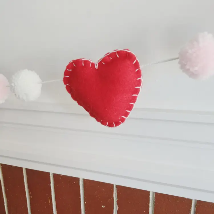 Felted Red Hearts Pink and White Pom Poms Garland 4-foot Valentine Decor