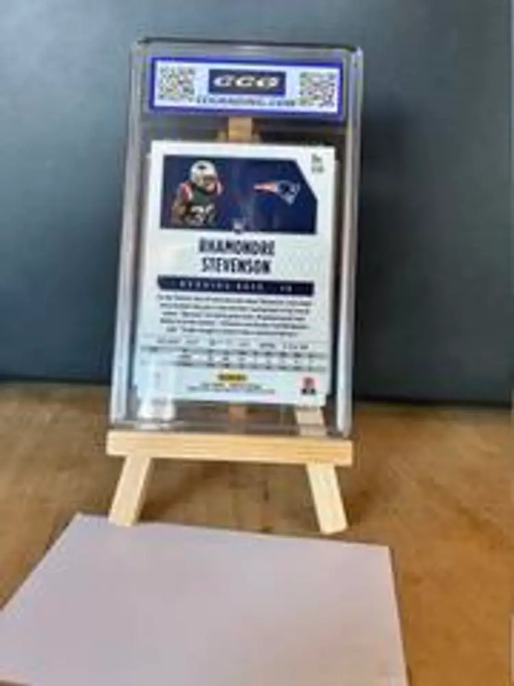 2021 Panini Phoenix Rhamondre Stevenson #133 Fire Burst CGC 10 [Rookie]